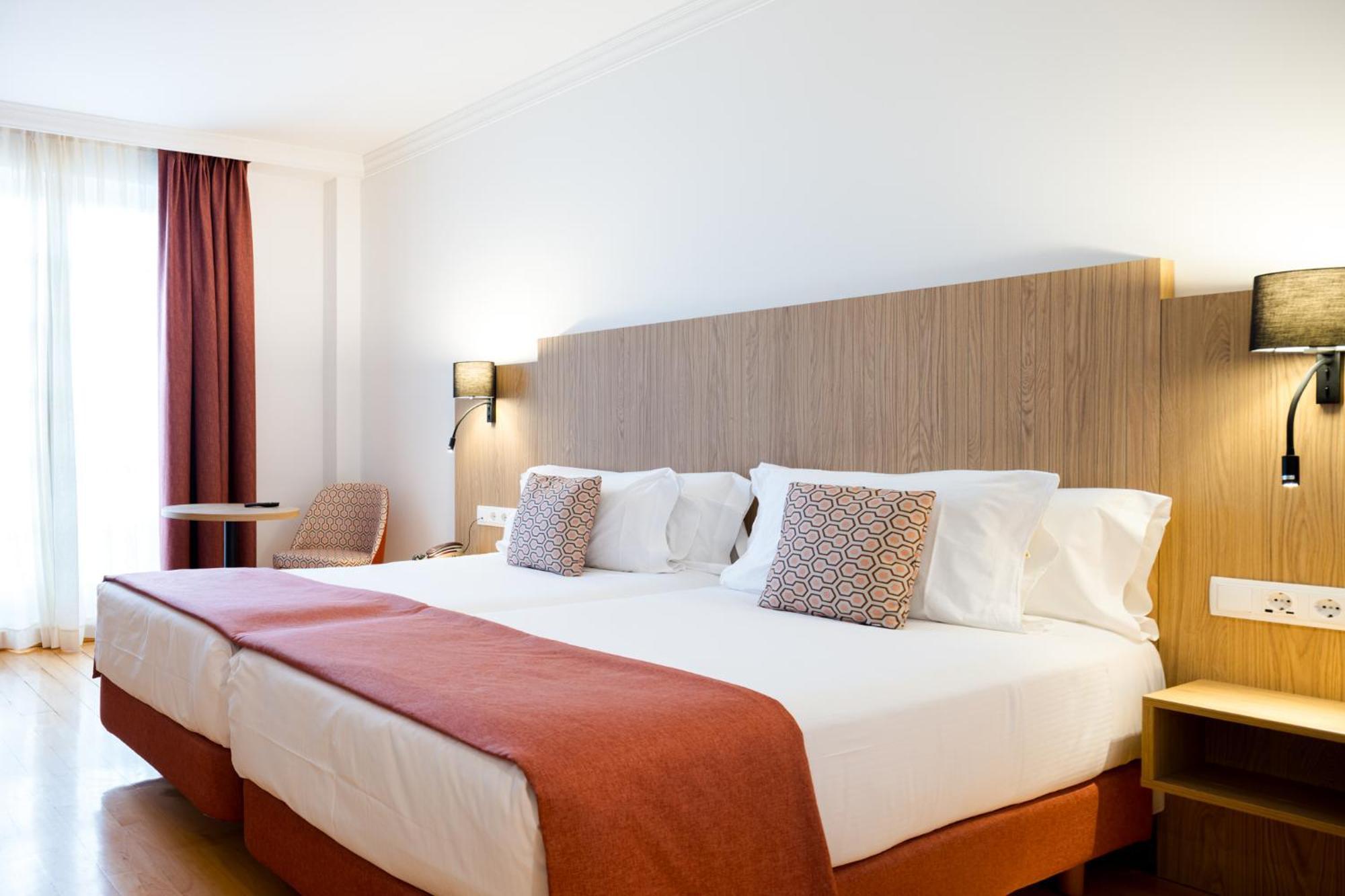 Silken De Hotel 4*