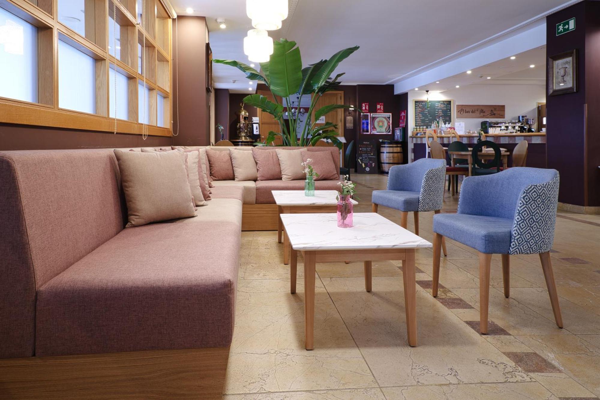 Hotel Silken De 4*