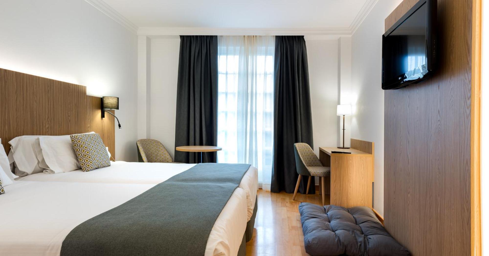 Silken De Hotel 4*