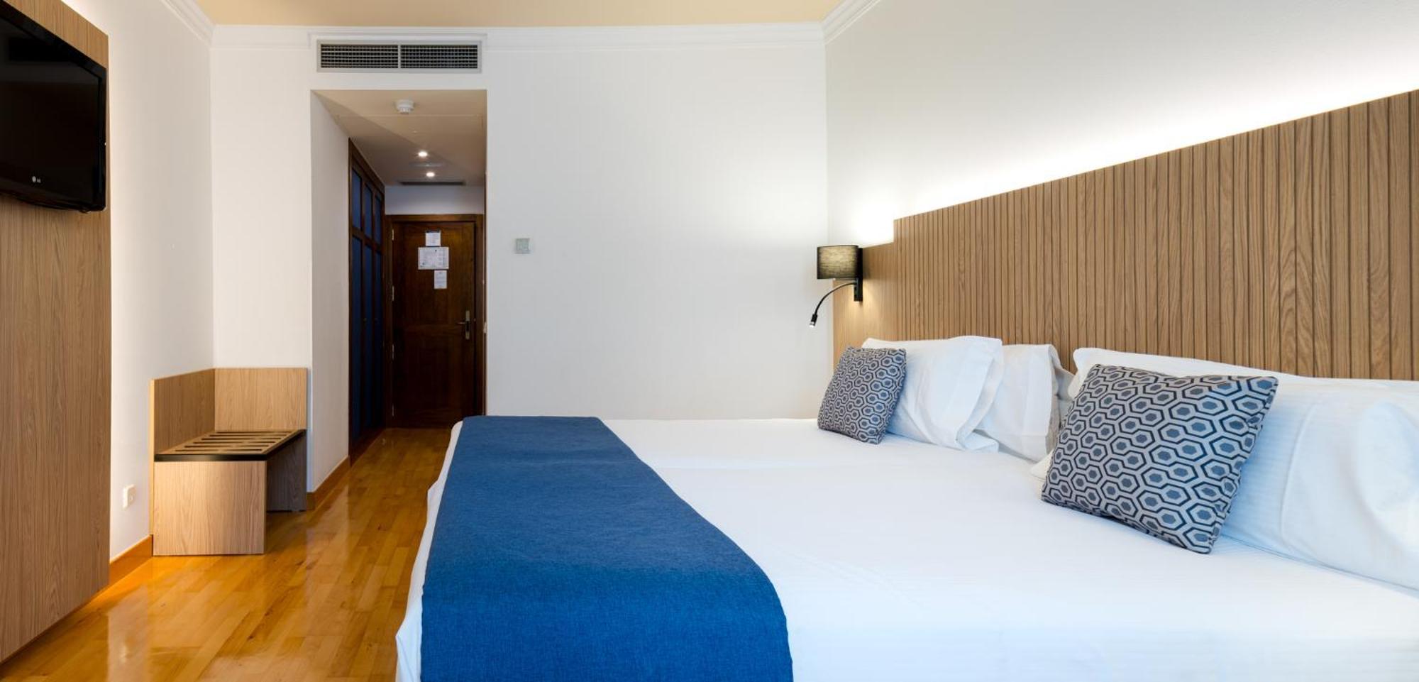 Hotel Silken De La Guardia